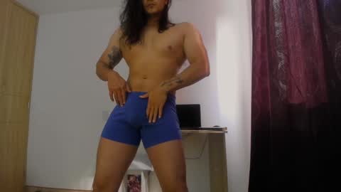 Snapshot of loganhot22 chatting on December 3, 1:54 pm Logan online show from December 3, 1:54 pm