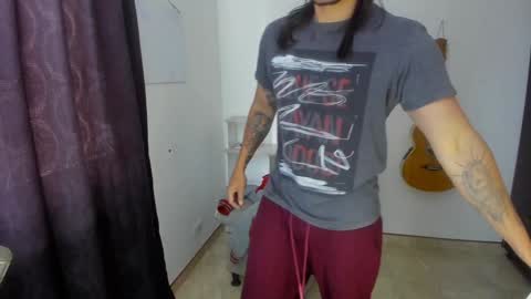 Snapshot of loganhot22 chatting on January 5, 2:19 pm Logan online show from January 5, 2:19 pm