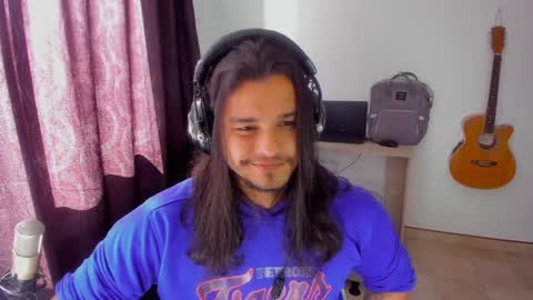 Snapshot of loganhot22 chatting on January 18, 2:23 pm Logan online show from January 18, 2:23 pm