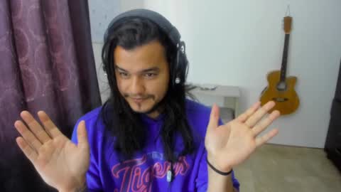 Snapshot of loganhot22 chatting on February 1, 6:08 pm Logan online show from February 1, 6:08 pm