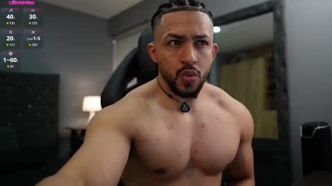 Snapshot of loganmartinx chatting on November 21, 3:00 pm loganmartinx online show from November 21, 3:00 pm