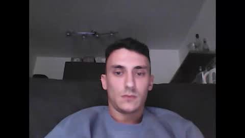 logann1103 online show from December 3, 1:42 pm