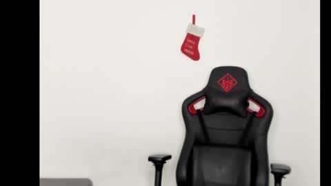 Snapshot of logannick chatting on December 2, 7:58 am Logan online show from December 2, 7:58 am