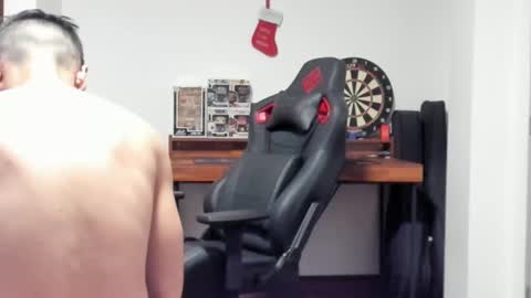 Snapshot of logannick chatting on February 10, 8:42 am Logan online show from February 10, 8:42 am