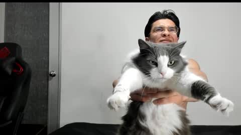 Snapshot of logannick chatting on October 1, 7:47 am Logan online show from October 1, 7:47 am