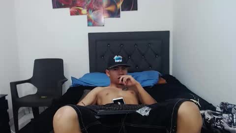 logannthh online show from October 27, 10:03 pm