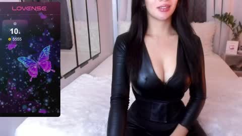 Mistress L online show from April 2, 1:53 pm