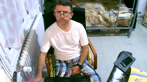 lokoum39 online show from September 14, 6:29 pm