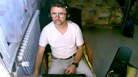 lokoum39 online show from September 23, 6:44 pm