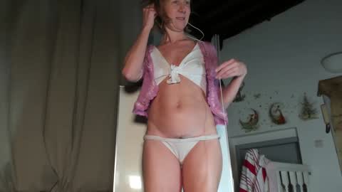 lola_belgium online show from January 30, 5:17 pm