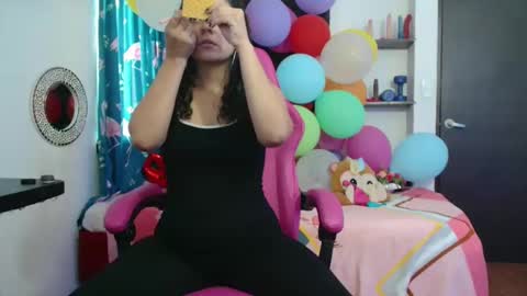 lola_fiery online show from September 10, 1:11 pm