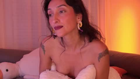lola_la_lita online show from February 23, 7:50 am
