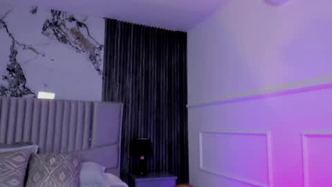 Snapshot of lolaangellx chatting on May 15, 11:34 pm Lola Angel online show from May 15, 11:34 pm