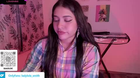 Snapshot of lolaasmith_21 chatting on March 10, 4:07 am lolaasmith_21 online show from March 10, 4:07 am
