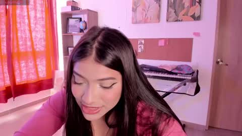 Snapshot of lolaasmith_21 chatting on October 4, 8:51 pm lolaasmith_21 online show from October 4, 8:51 pm