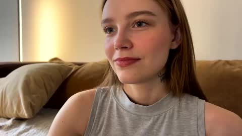 lolaatate online show from April 11, 10:41 am