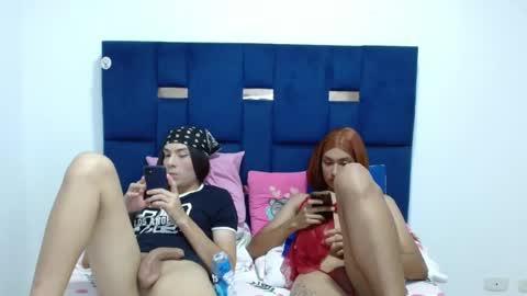 lolabloomx online show from May 8, 4:07 am