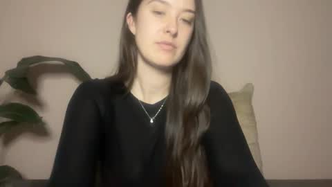 Snapshot of loladom chatting on October 20, 4:57 am Frt Pr1ncess online show from October 20, 4:57 am