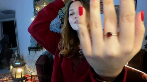 Snapshot of lolalemona chatting on December 7, 9:28 am lolalemona online show from December 7, 9:28 am