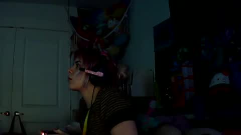 Snapshot of lolalixx6969 chatting on February 7, 5:41 am Lola Lixx online show from February 7, 5:41 am