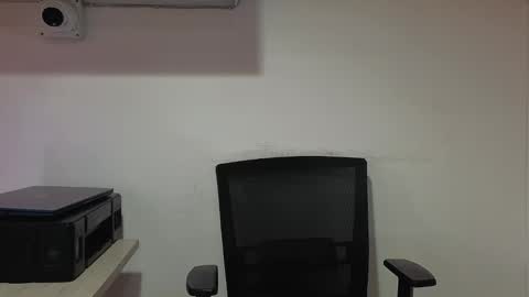 Snapshot of lolalola_12 chatting on November 14, 3:49 am lolalola_12 online show from November 14, 3:49 am