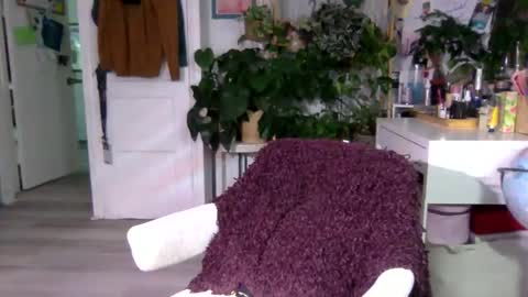 Snapshot of lolalustful chatting on January 8, 5:27 am Lola Lustful online show from January 8, 5:27 am