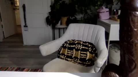 Snapshot of lolalustful chatting on January 31, 9:37 pm Lola Lustful online show from January 31, 9:37 pm