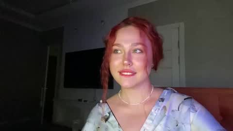 Snapshot of lolamint_ chatting on September 9, 1:32 pm Lola online show from September 9, 1:32 pm