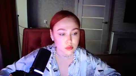 Snapshot of lolamint_ chatting on September 14, 12:59 pm Lola online show from September 14, 12:59 pm