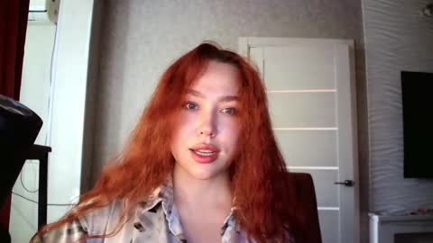 Snapshot of lolamint_ chatting on September 19, 11:55 am Lola online show from September 19, 11:55 am