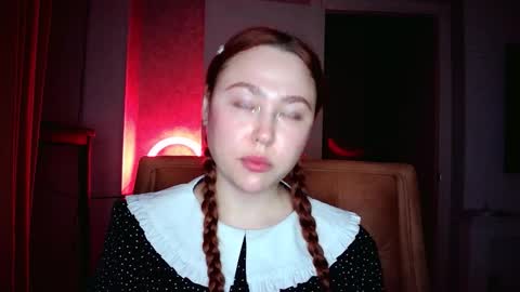 Snapshot of lolamint_ chatting on September 25, 2:54 pm Lola online show from September 25, 2:54 pm