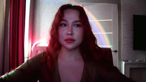 Snapshot of lolamint_ chatting on October 3, 11:40 am Lola online show from October 3, 11:40 am