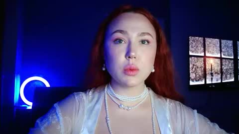 Snapshot of lolamint_ chatting on November 1, 12:29 pm Lola online show from November 1, 12:29 pm