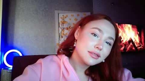 Snapshot of lolamint_ chatting on November 6, 11:44 am Lola online show from November 6, 11:44 am