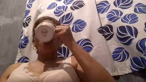 tey online show from February 3, 12:25 pm