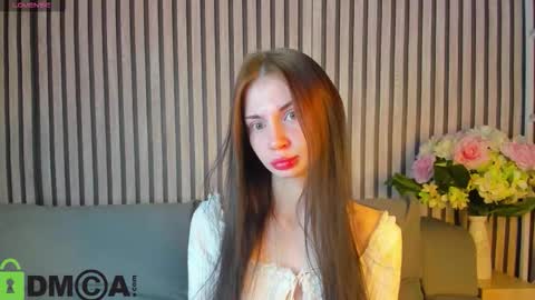 Lola online show from October 7, 1:36 am