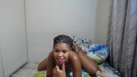 Snapshot of lolly_96 chatting on October 9, 3:15 am lolly_96 online show from October 9, 3:15 am