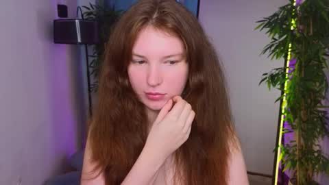 Mona online show from September 19, 2:29 pm