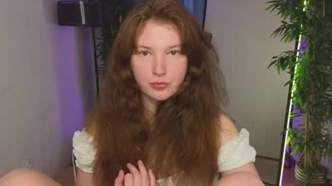 Mona online show from September 20, 2:29 pm