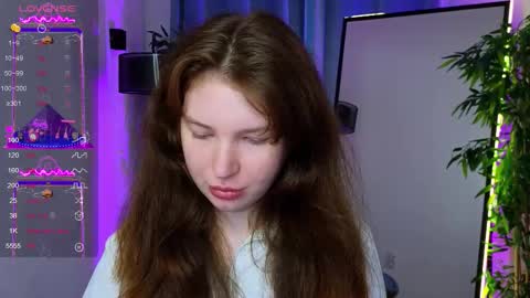 Mona online show from October 5, 2:26 pm