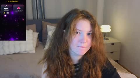 Mona online show from October 15, 3:12 pm