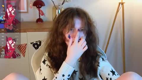 Mona online show from November 3, 2:29 pm