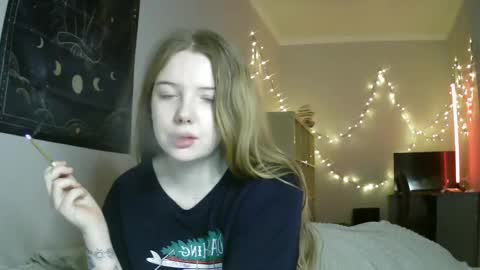 Lilly online show from January 19, 9:23 pm