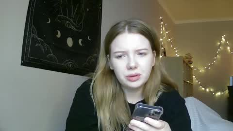 Lilly online show from January 23, 12:52 pm