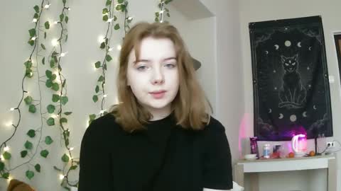 Lilly online show from February 18, 12:28 pm