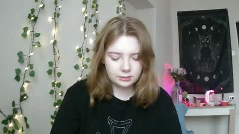 Lilly online show from March 10, 1:54 pm