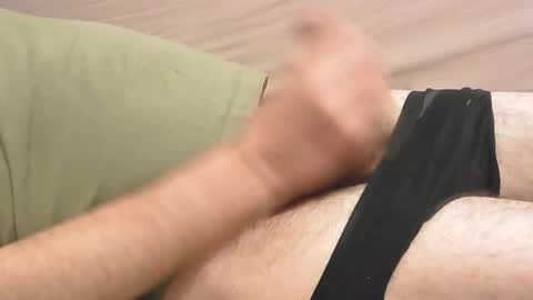 Snapshot of lolobogoss3 chatting on February 10, 3:43 am lolobogoss3 online show from February 10, 3:43 am