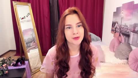 Snapshot of lolomercier chatting on March 7, 12:58 am LoloMercier online show from March 7, 12:58 am