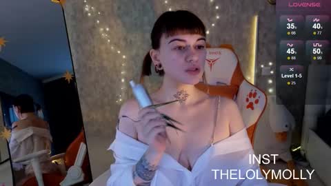 Snapshot of lolymolli chatting on November 23, 10:04 am Molli online show from November 23, 10:04 am