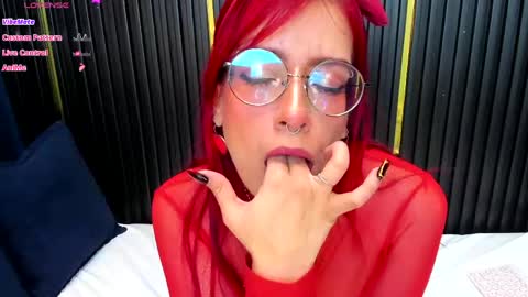 lolyyunno online show from April 15, 1:56 am